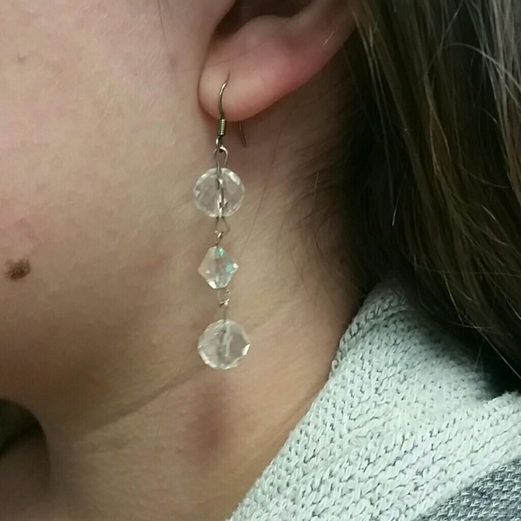 NWOT Beautiful Crystal Earrings all Handmade - Picture 4 of 4